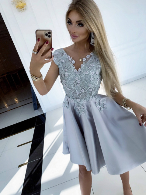 Sukienka wieczorowa KORNELIA by Pretty Woman Dresses - srebrna