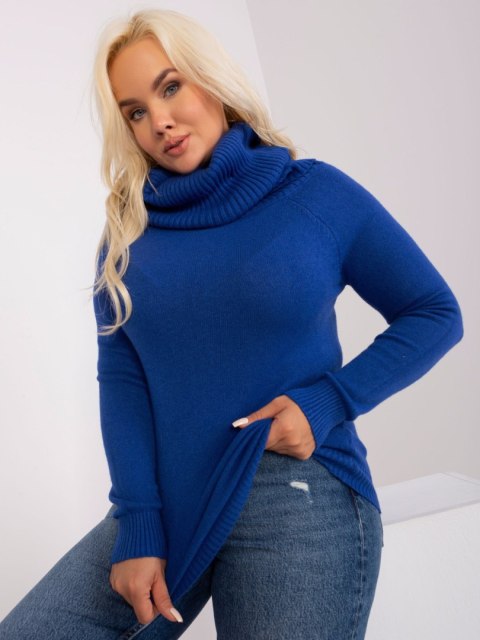 Sweter plus size z lejącym golfem - kobaltowy