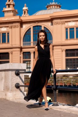 Mirabel - długa sukienka z kopertowym dekoltem i wiązaniem na plecach - czarny