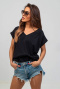 Bawełniana bluzka t-shirt z dekoltem w serek V-NECK - czarna