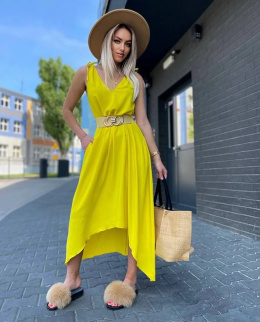 Luźna sukienka maxi na ramiączkach KAROLA z krepy - żółta