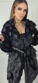 Jednorzędowy płaszcz damski w futrzaną kratkę ELITE LA MONNE - czarny