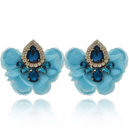 Kolczyki kwiaty wkętki jedwabne z kryształami J15 - błękitne
