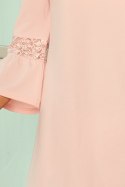 MARGARET sukienka z koronką na rękawkach - pastelowy róż
