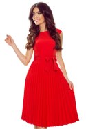 LILA Plisowana sukienka z krótkim rękawkiem - czerwona